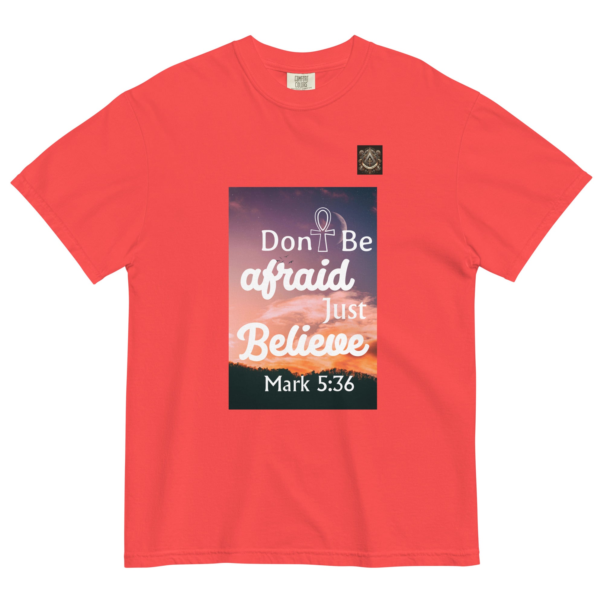 Unisex garment-dyed heavyweight t-shirt